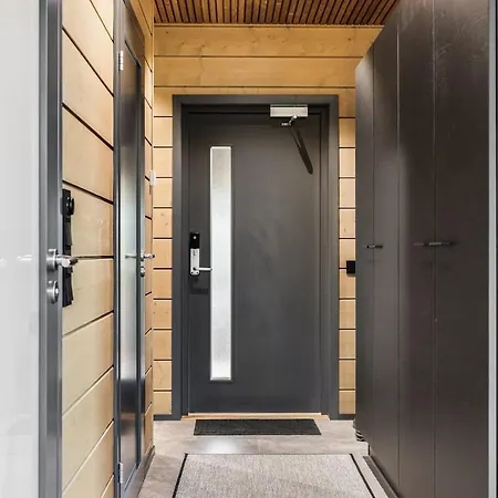 Levin Lyhty Diana D2 By Hilla Kittila (Lapland)