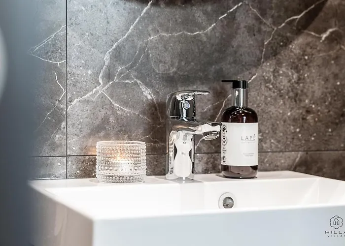 Levin Lyhty Diana D2 By Hilla Apartment *